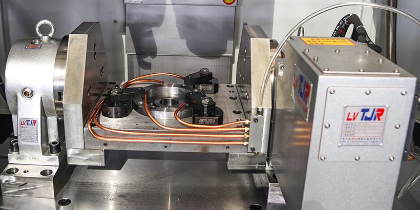  加工中的三軸四軸五軸有什么區(qū)別？